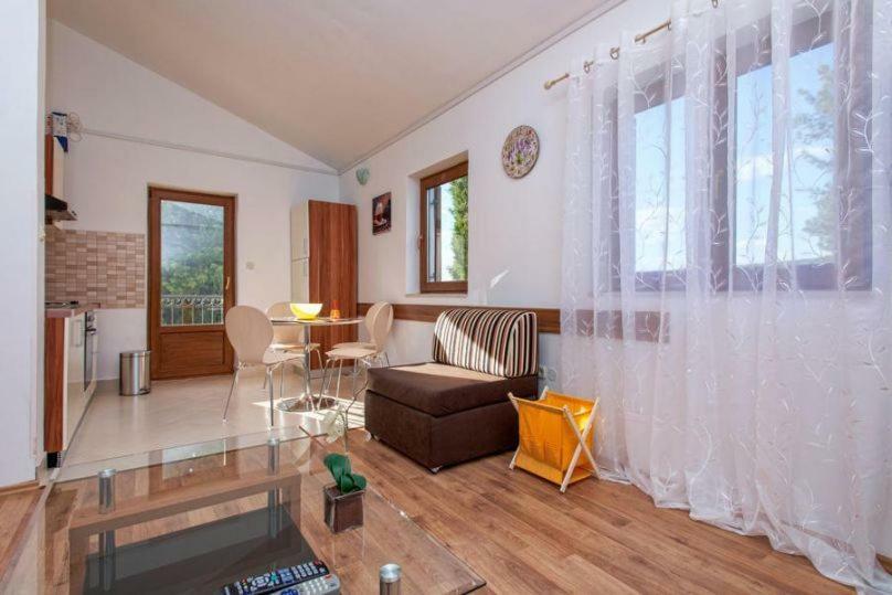 Apartmani Zlataric Stari Grad  Exterior foto